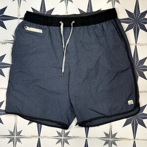 Vuori Men's Banks Short - Blue